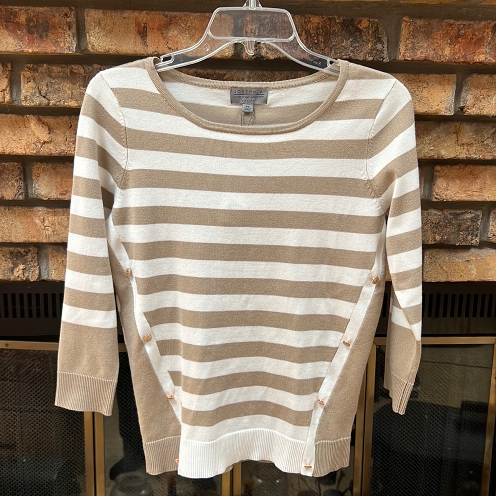 NWT Joseph A 3/4 sleeve light sweater size Petite small
